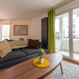  Appartement Lesperluette - De 44m Avec Garage&balcon Au Centre