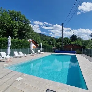  Appartement Bord De Avec Piscine